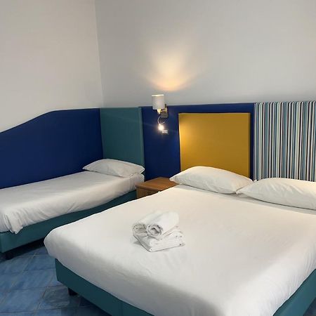 Hotel Oasi à Maiori Extérieur photo
