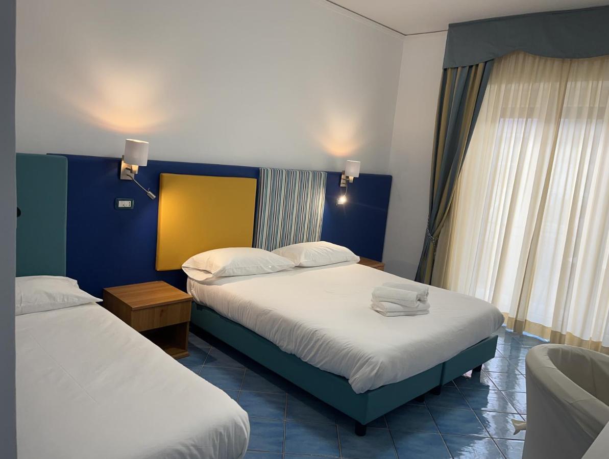 Hotel Oasi à Maiori Extérieur photo