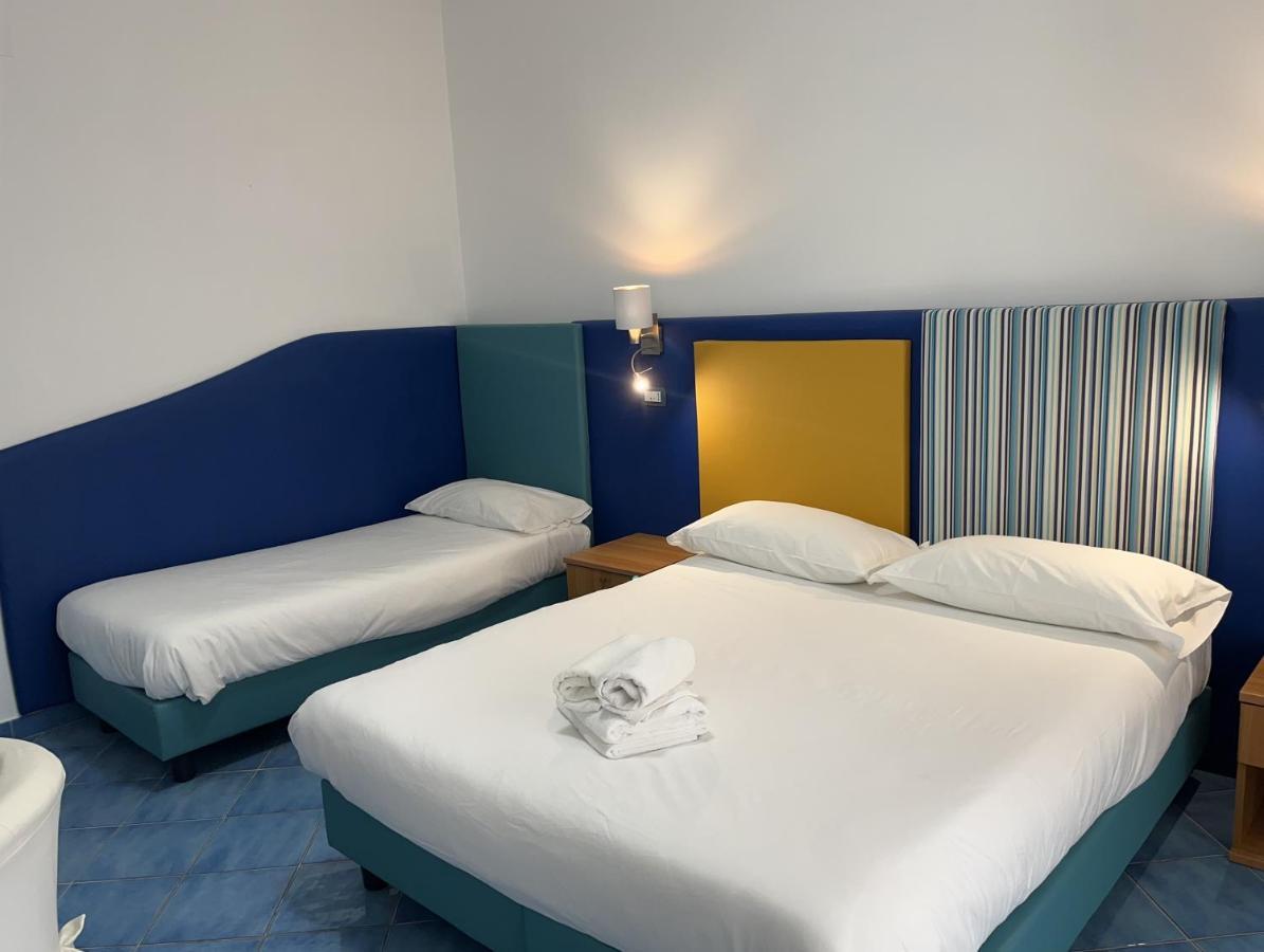 Hotel Oasi à Maiori Extérieur photo
